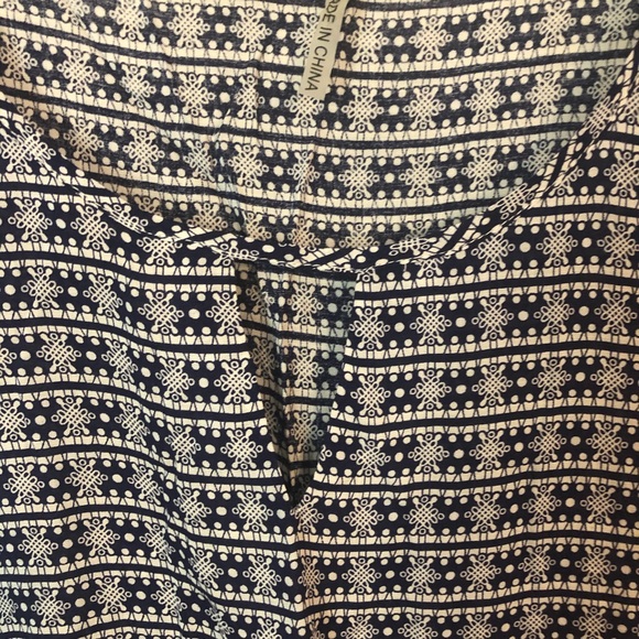 Tank top - Picture 2 of 3